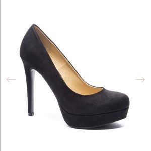Chinese Laundry Black Patent Pump 6.5